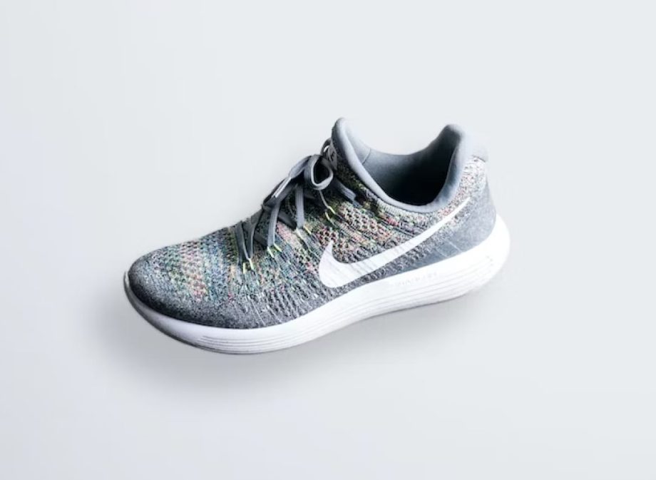 Nyke Venture Shoes